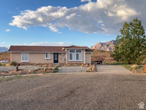 90-308 W Plateau Pl, Ticaboo, UT, 84533 | Card Image