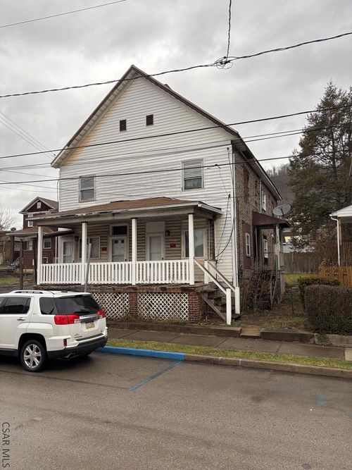 221-219-221 David St, Johnstown, PA, 15902-1704 | Card Image