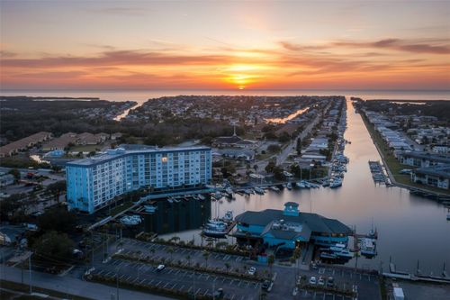 apt-312-4939 Floramar Ter, NEW PORT RICHEY, FL, 34652-3305 | Card Image