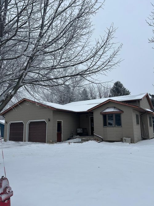 604 Kaye St, Tyler, MN, 56178-1194 | Card Image