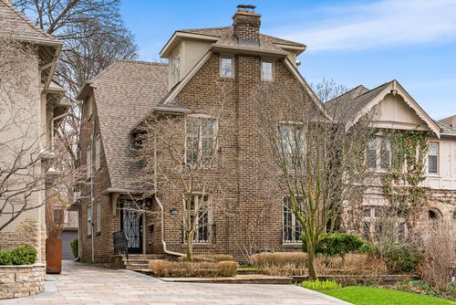 115 Inglewood Dr, Toronto, ON, M4T1H6 | Card Image