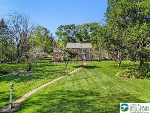 1701 Chain Dam Rd, Palmer Twp, PA, 18045-5869 | Card Image