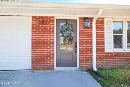 580 Koonce Fork Rd, Richlands, NC, 28574-7250 | Card Image