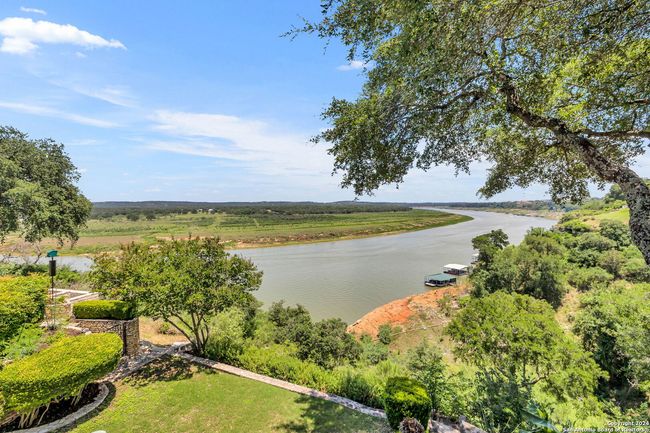 UNIT-8 - 27000 Catamaran Dr, House other with 4 bedrooms, 4 bathrooms and null parking in SPICEWOOD TX | Image 43