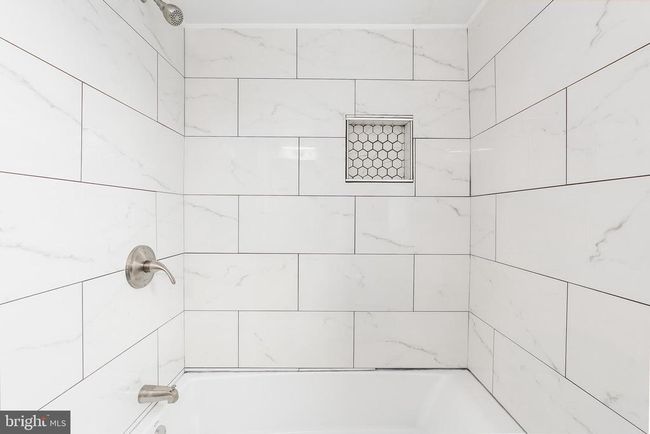 APT-201 - 916 Barnaby St Se, Condo with 2 bedrooms, 1 bathrooms and null parking in WASHINGTON DC | Image 19