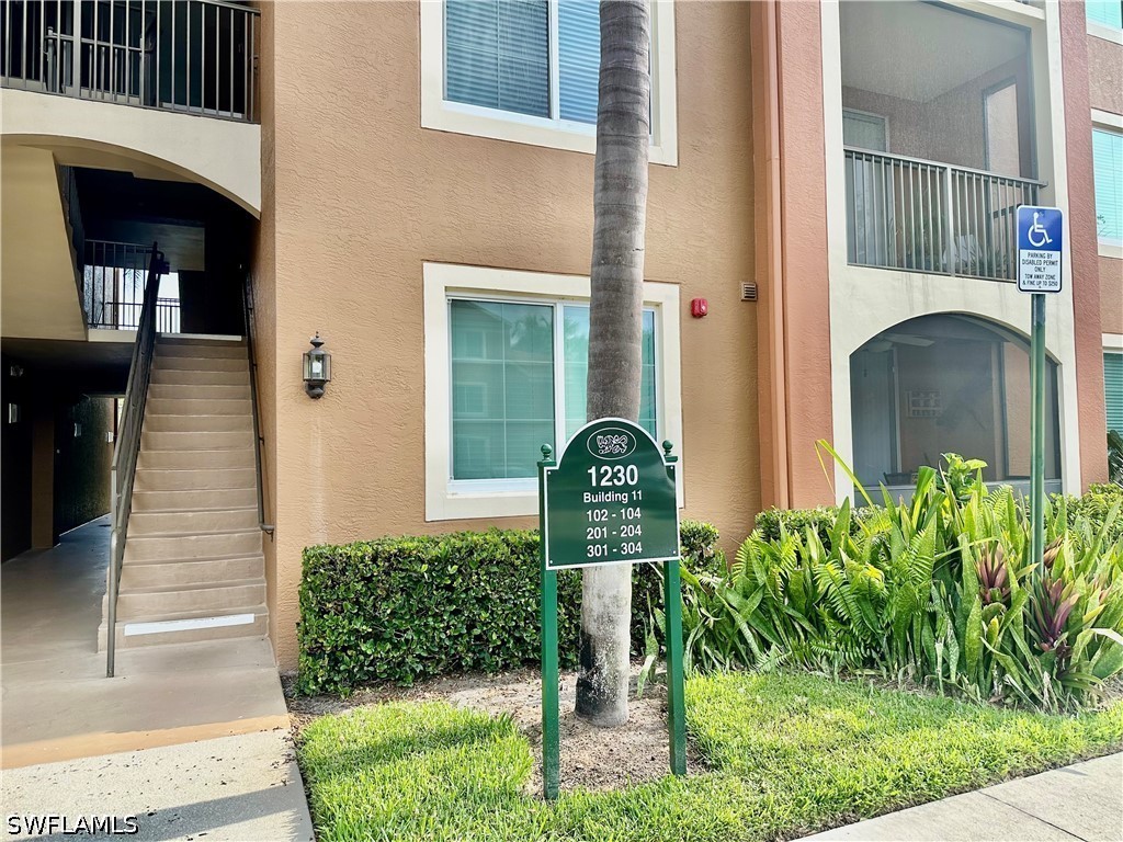 Residential Lease in Naples 4