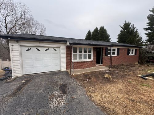 1185 Afton Rd, Danville, VA, 24540-9057 | Card Image