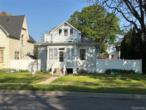 3809 Electric Ave, Port Huron, MI, 48060-6623 | Card Image