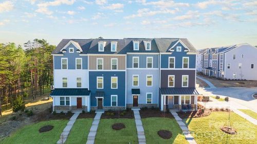 landon-1018 Fairway Green Lane, Charlotte, NC, 28216 | Card Image