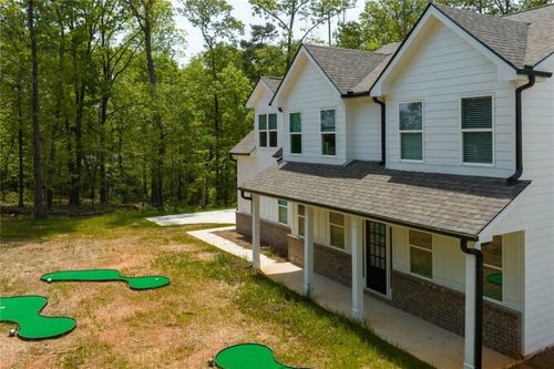 3350 Lanier Cir, GAinesville, GA, 30506-4551 | Card Image