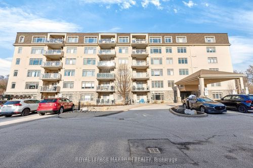 209-149 Church St, Schomberg, ON, L0G1T0 | Card Image