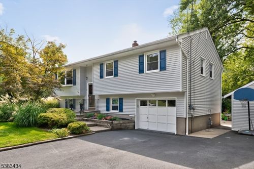 4 Rathbun Rd, Towaco, NJ, 07082-1207 | Card Image