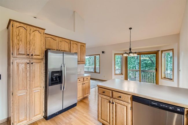 9591 Brookview Cir, House other with 4 bedrooms, 3 bathrooms and null parking in Woodbury MN | Image 12