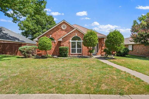 11000 Trestles Rd, Frisco, TX, 75035-3923 | Card Image