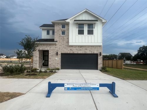 12105 Cearley Dr, Austin, TX, 78758-2660 | Card Image