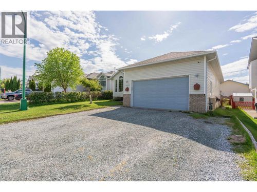 6857 Westgate Ave, Prince George, BC, V2N5R2 | Card Image