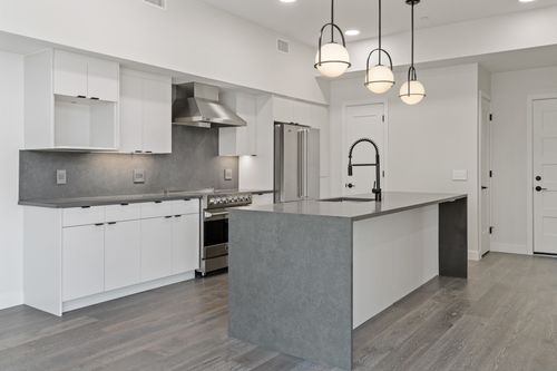 apt-111-265 S 4th St E, Missoula, MT, 59801-1002 | Card Image