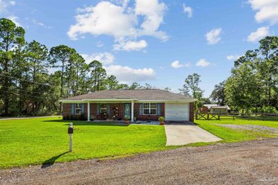 1091 Meadson Cir, House other with 3 bedrooms, 2 bathrooms and 1 parking in Pensacola FL | Image 3