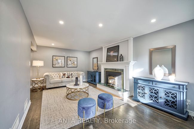566 Rosebank Rd, House other with 5 bedrooms, 4 bathrooms and 4 parking in Pickering ON | Image 6