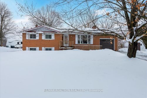 4533 Monck Rd, Ramara, ON, L3V0P6 | Card Image