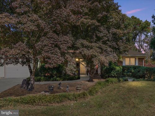 6806 Ruskin St, SPRINGFIELD, VA, 22150-2041 | Card Image
