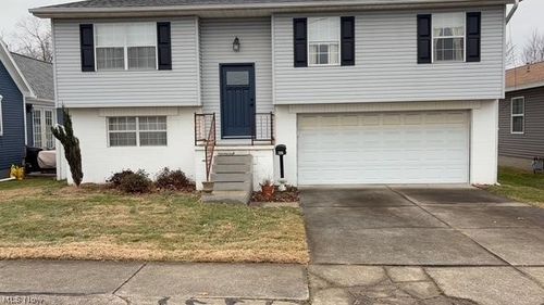 602 Williams Ave, Williamstown, WV, 26187-1542 | Card Image