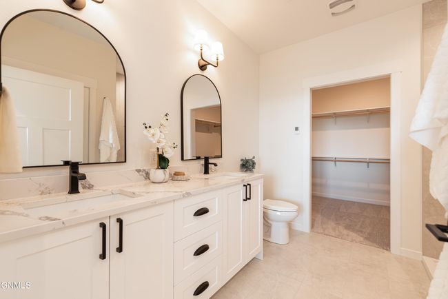 5631 Davies Dr, Townhouse with 3 bedrooms, 2 bathrooms and null parking in Bismarck ND | Image 16