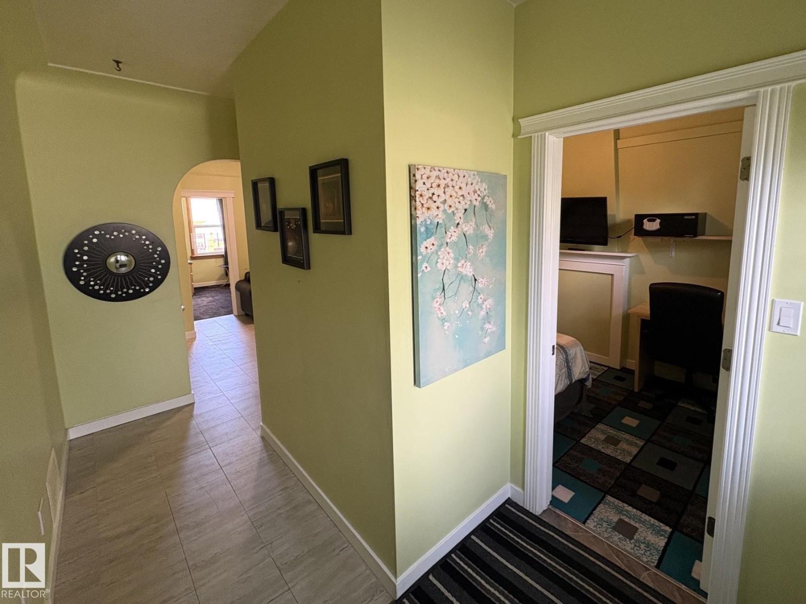 Residential in Edmonton 4