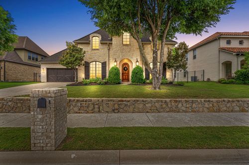 8621 Colina Ter, Benbrook, TX, 76126-1015 | Card Image