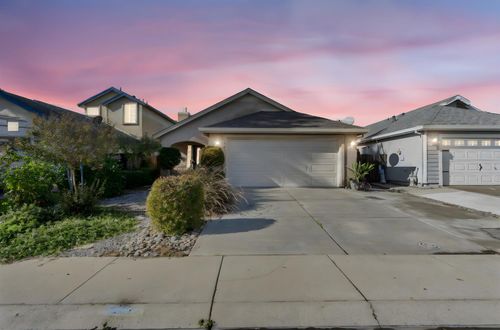 5607 Aspen Court, Riverbank, CA, 95367 | Card Image