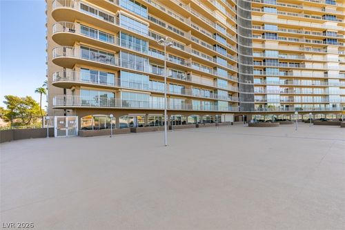 206-3111 Bel Air Dr, Las Vegas, NV, 89109-1509 | Card Image