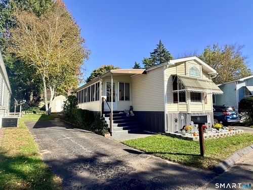3 Navaho Rd, East Hartford, CT, 06118-2566 | Card Image