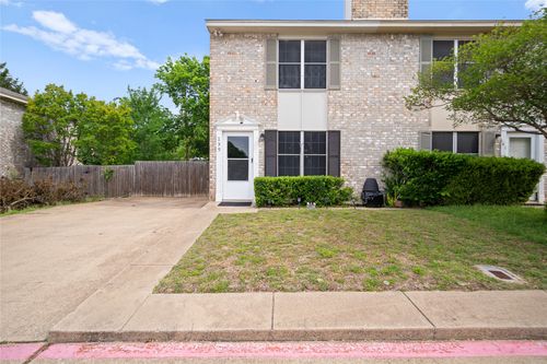 139 Graystone Pl, Duncanville, TX, 75137-3275 | Card Image