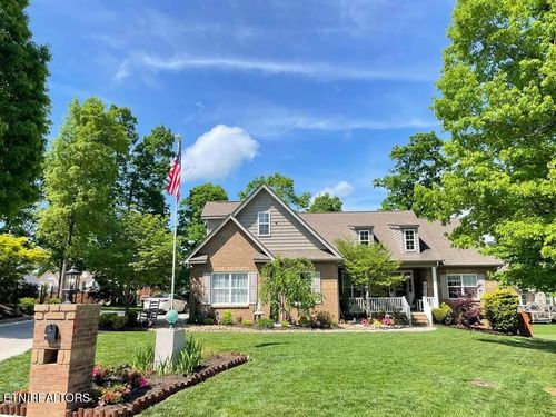 563 Yellowstone Ln, Lenoir City, TN, 37771-8285 | Card Image