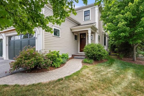11-11 Lillian Way, Wayland, MA, 01778-3030 | Card Image