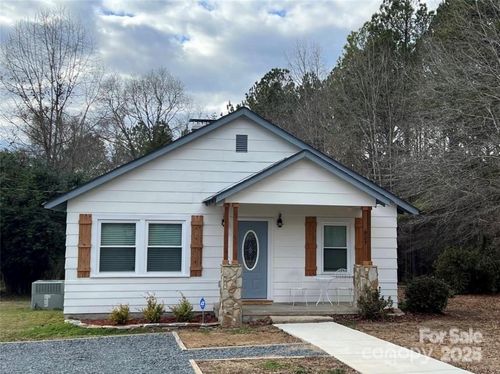 925 Roosevelt Street, Badin, NC, 28009 | Card Image