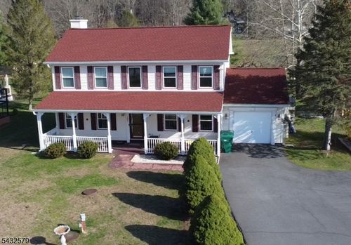 101 Racetrack Cir, Montague, NJ, 07827 | Card Image