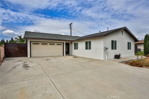 2415 Lovejoy St, Pomona, CA, 91767-2517 | Card Image
