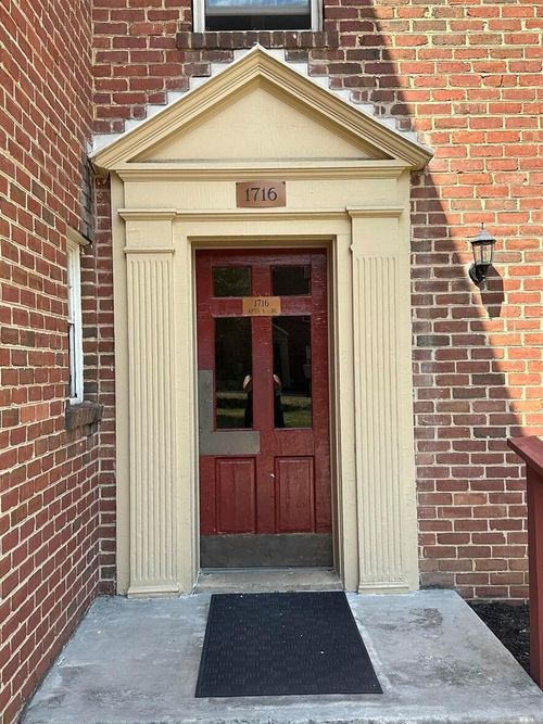 1-1716 Grandin Rd Sw, Roanoke, VA, 24015 | Card Image