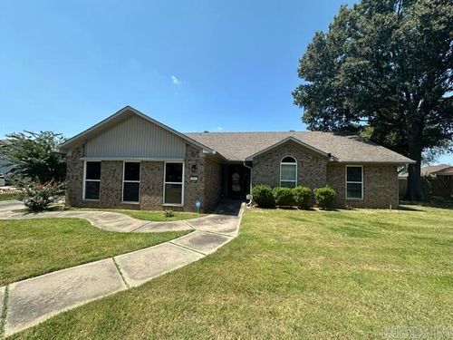 27 Sunset Loop, Lonoke, AR, 72086-3616 | Card Image