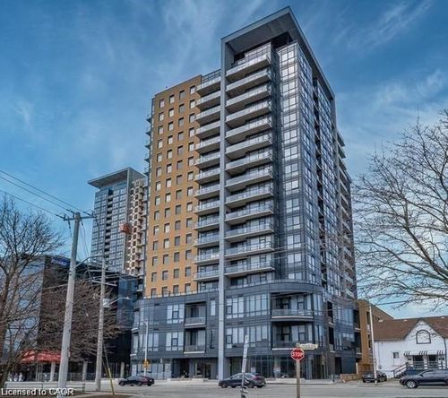702-100 Garment St, Kitchener, ON, N2G0C3 | Card Image