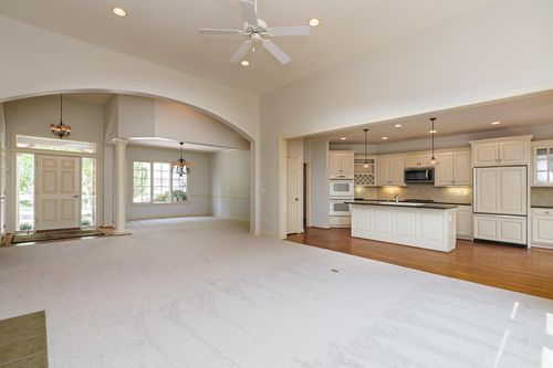 8065 Campbell Ln, Dublin, OH, 43017-8904 | Card Image