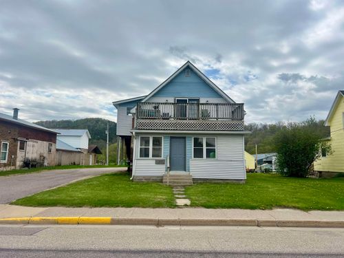 217 W Commercial St, VIOLA, WI, 54664-8560 | Card Image
