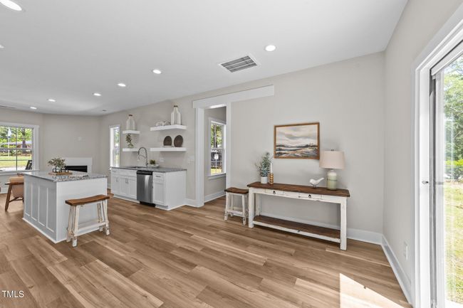 412 N Green - Dining 3 | Image 17