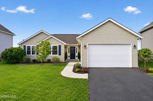 10781 Sun Trace Dr, Perrysburg, OH, 43551-6413 | Card Image