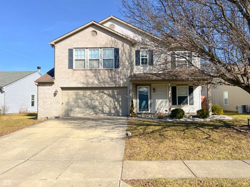 14243 Holly Berry Cir, Fishers, IN, 46038-7438 | Card Image