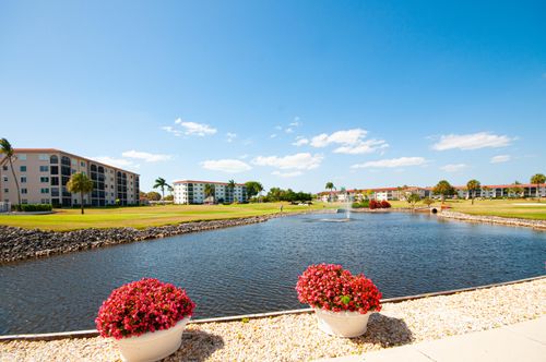 102-49 High Point Cir S, NAPLES, FL, 34103-4233 | Card Image