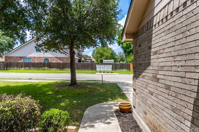 9534 Anderson Way, House other with 3 bedrooms, 3 bathrooms and null parking in Converse TX | Image 6