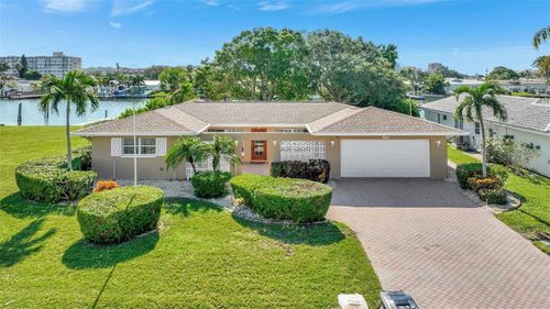 400 Midway Island, CLEARWATER BEACH, FL, 33767 | Card Image