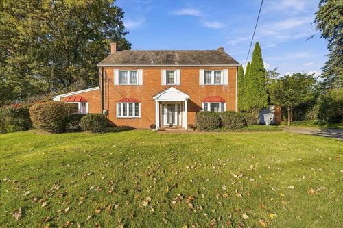 160 Highland Road, Penn Hills, PA, 15235 | Card Image